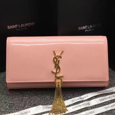 Pochette Pompon en Cuir Verni YSL 27 cm Rose